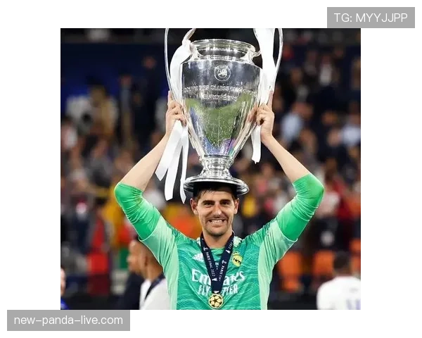 库尔图瓦欧冠、西甲、英超及世界杯金手套荣誉背后的门将统治力解析